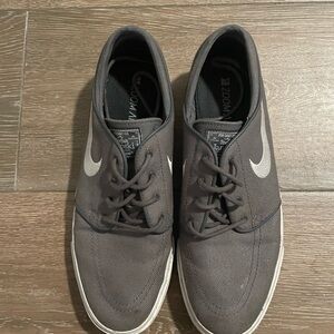 Nike Zoom Stefan Janoski Shoes